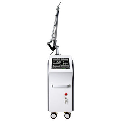 Máquina láser YAG con alta eficacia de 1064nm Q con ND conmutado para manchas de pigmento